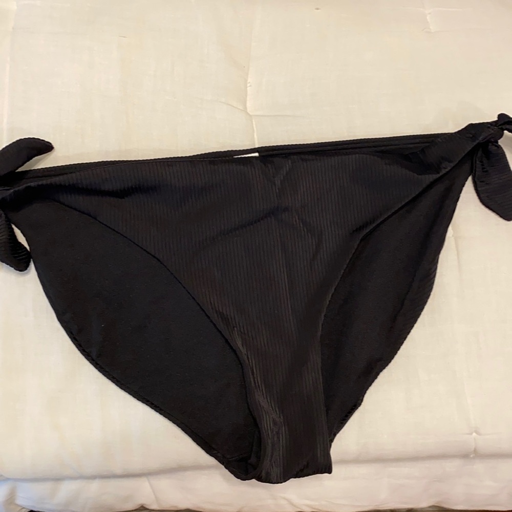 Bikini bottoms